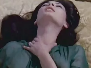 現実の恋人cutiepieはVRポルノを ...