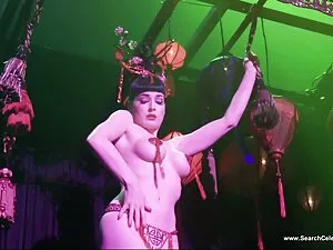 セクシーな温泉は女の子が硬いディルド 女 ...